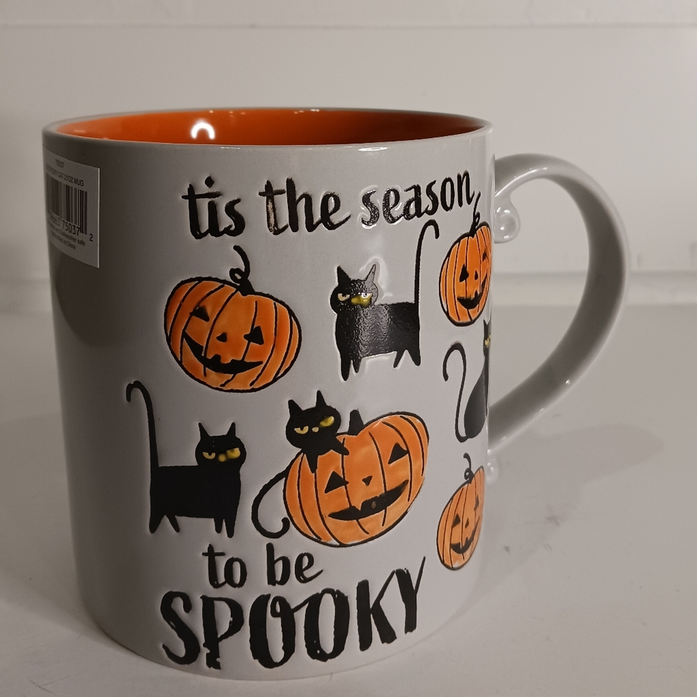 Grey Tis the Season to be Spooky mug